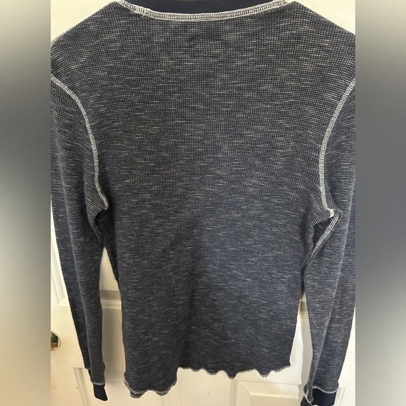 Men’s Helix Thermal Henley - Picture 2 of 3